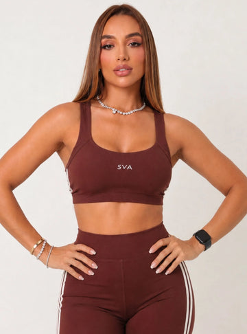 Cropped Lola