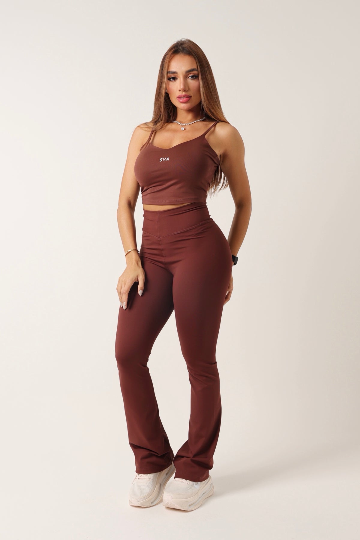 Blusa Alice Marrom Escuro - moda fitness SVA - look