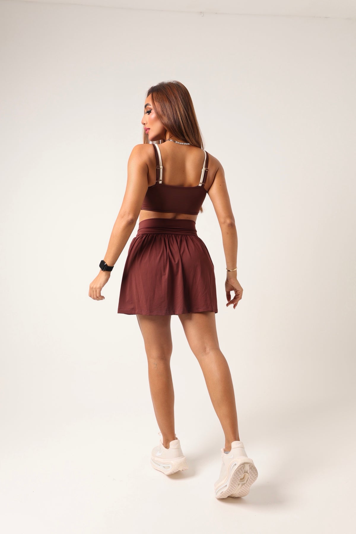Cropped Cecília Marrom Escuro com Creme - moda fitness SVA - look