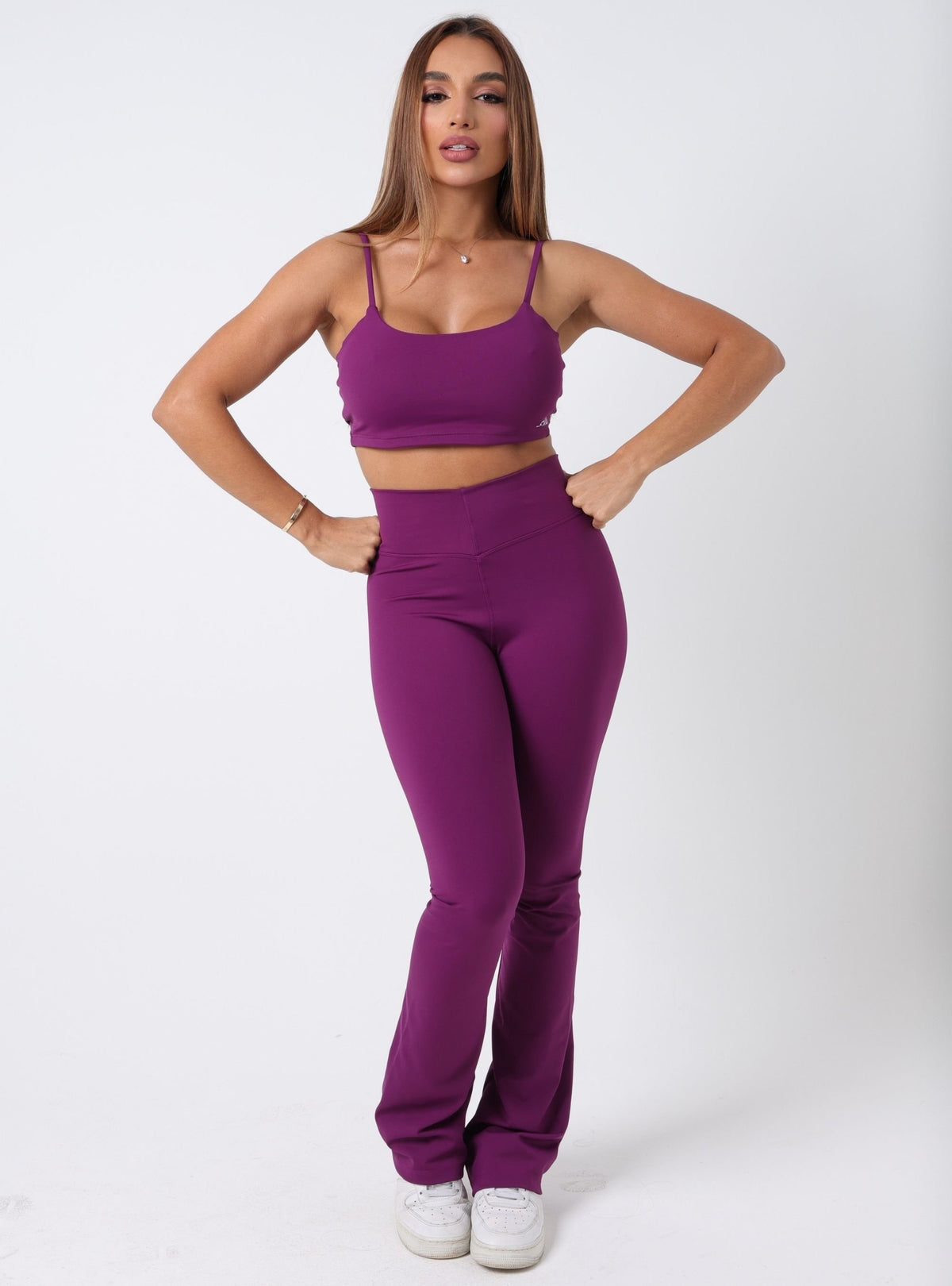 Roxo Escuro