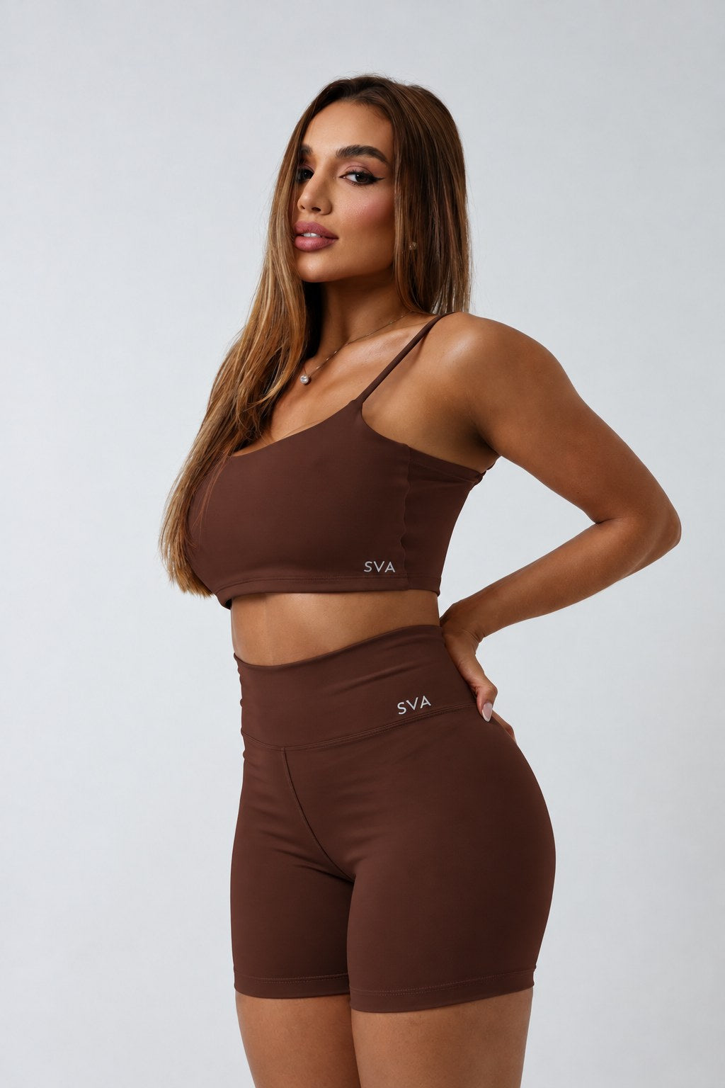 Shorts Basic e Cropped Thaís Chocolate Escuro - moda fitness SVA - lateral