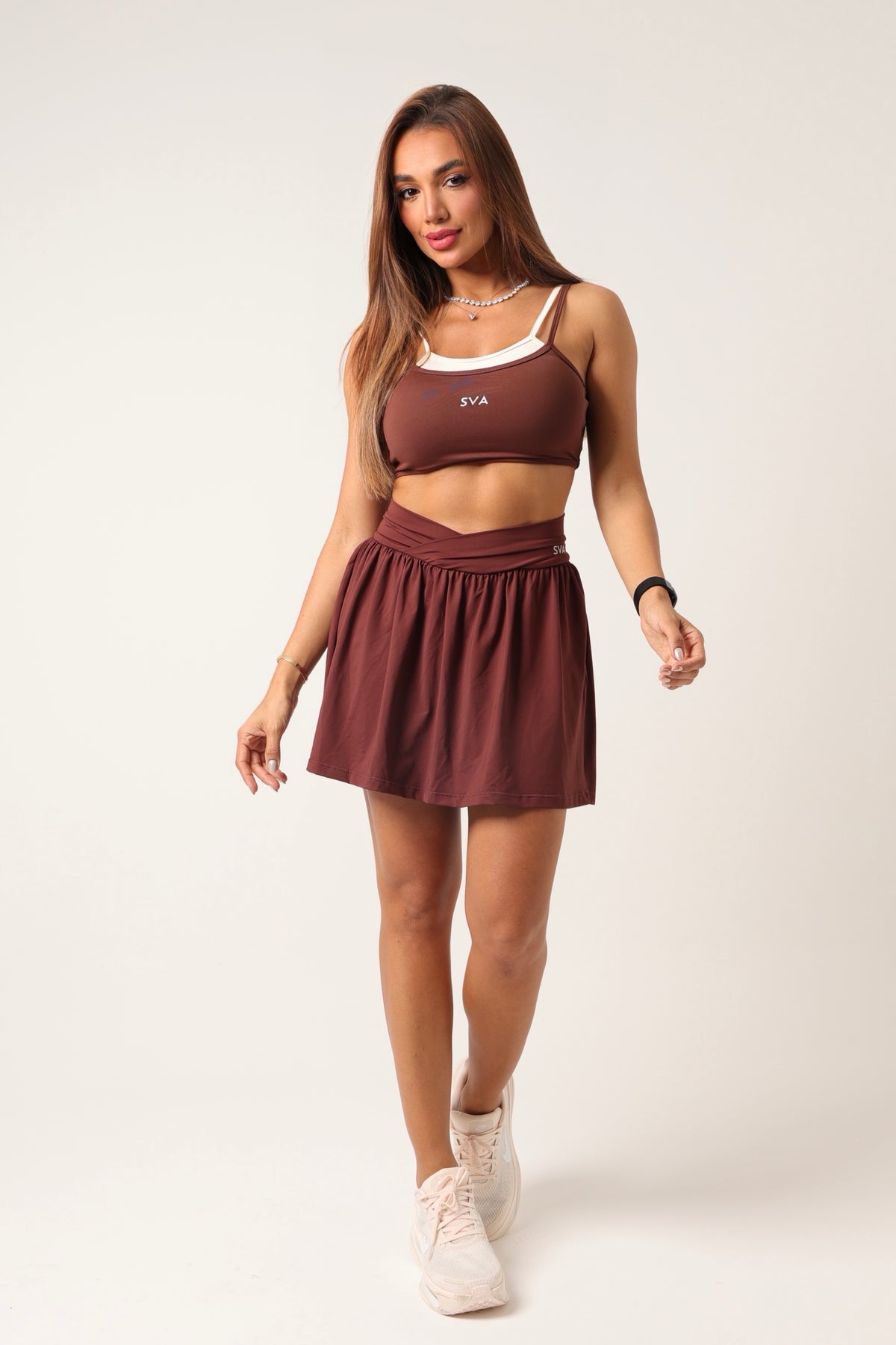 Shorts Saia Dani Marrom Escuro - moda fitness SVA - look